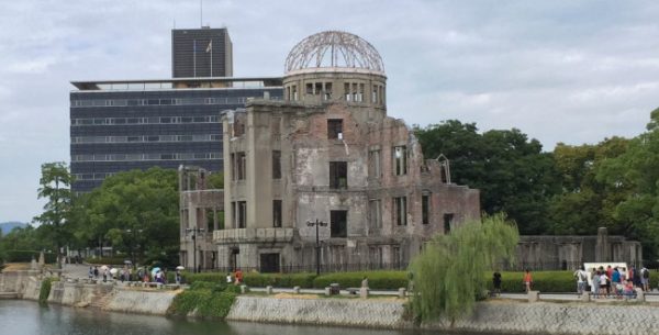 広島原爆資料館(平和記念資料館)～是非多くの外国人に訪問して頂きたいと願う - 人物事典 幕末維新